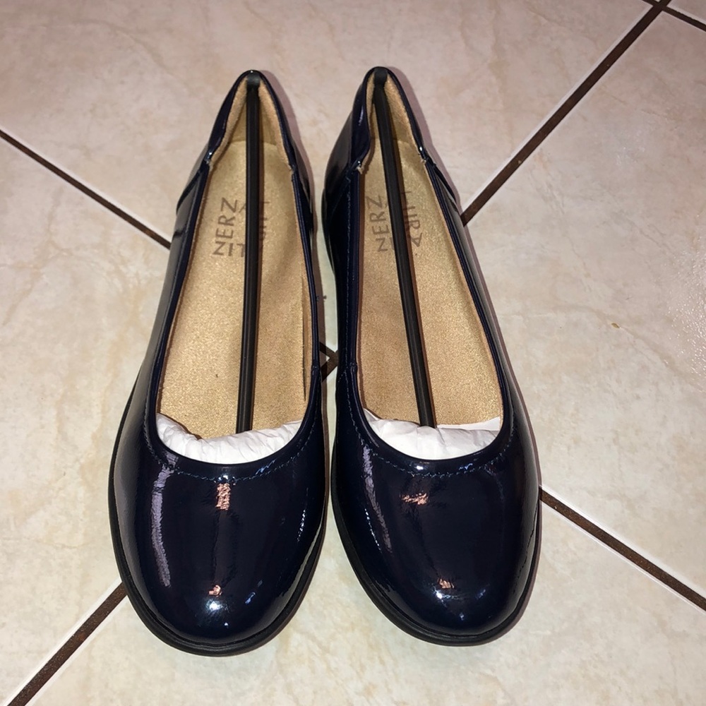 NATURALIZER NAVY PUMPS SIZE 6.5M